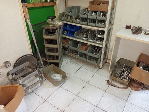 Equipamentos · Mobiliário · Stock