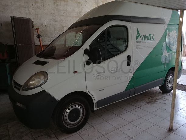 Opel Vivaro 1.9 CDTI · Ano 2006