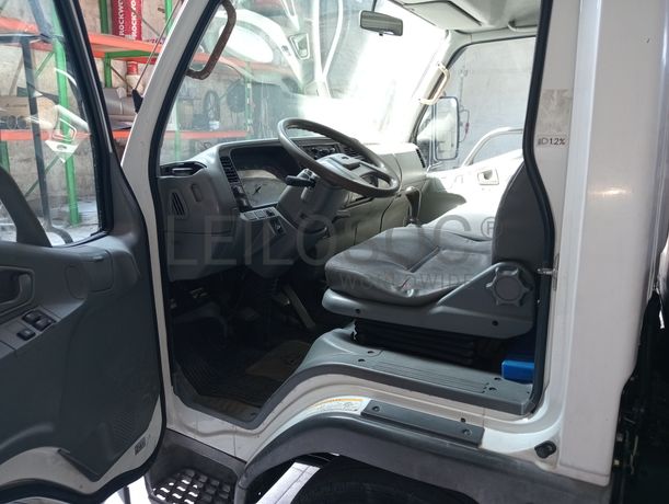 Mitsubishi Canter · Ano 2000