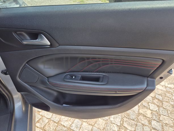 Peugeot 308 SW · Ano 2015