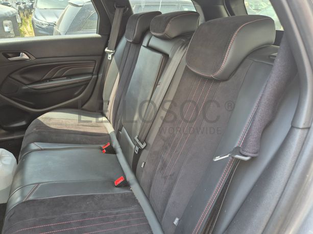 Peugeot 308 SW · Ano 2015