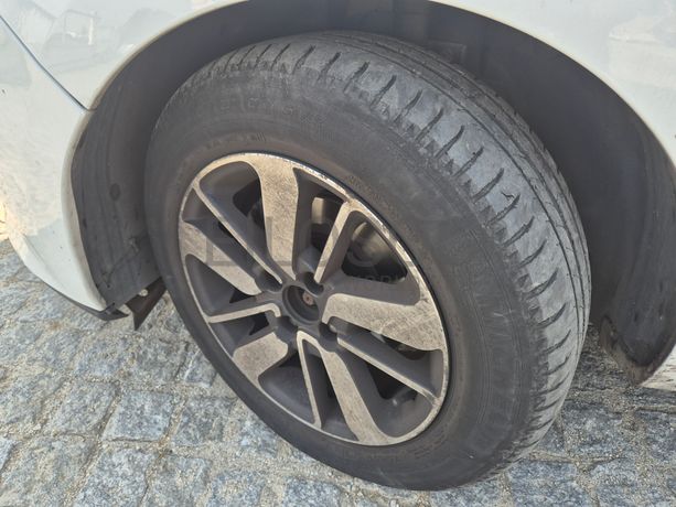 Renault Clio · Ano 2014