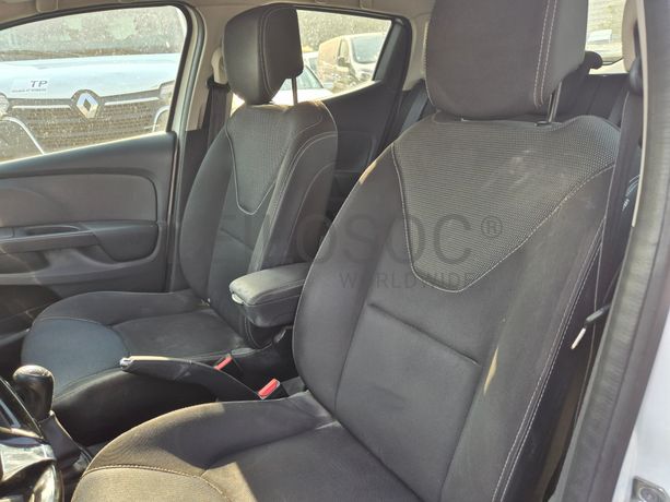 Renault Clio · Ano 2014