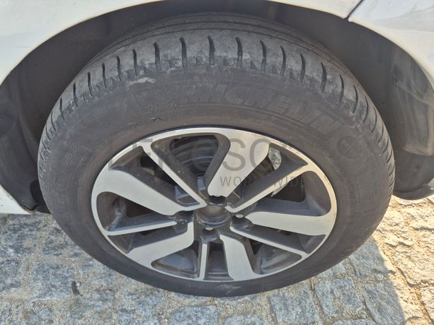 Renault Clio · Ano 2014