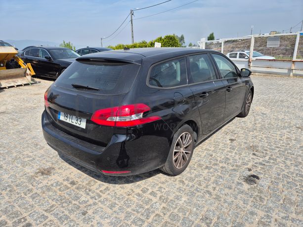 Peugeot 308 SW II 1.6 Blue HDI · Ano 2014