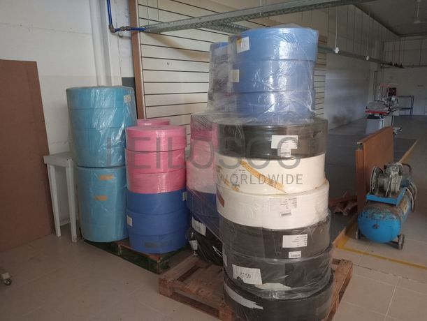 Mobiliário · Equipamentos