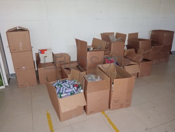 Mobiliário · Equipamentos