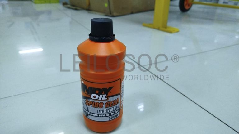 Diversos Óleo e Um Anti-Congelante