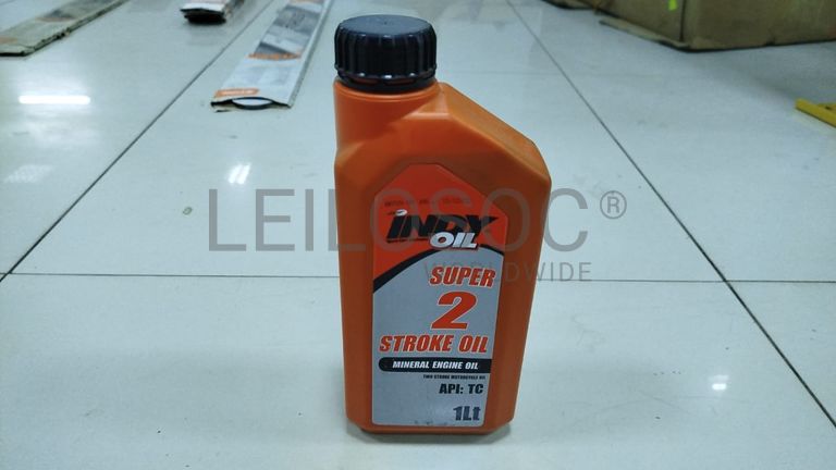 Diversos Óleo e Um Anti-Congelante