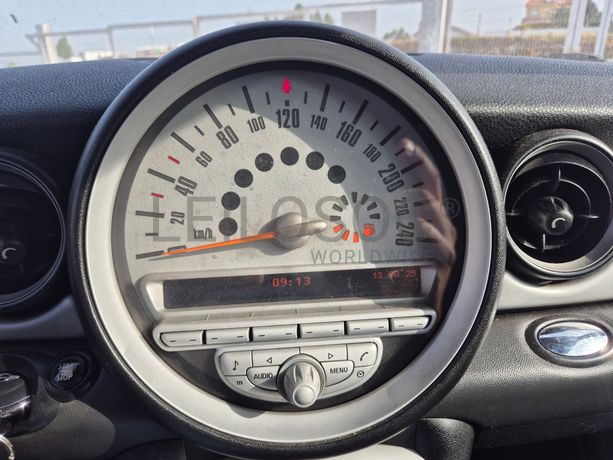 Mini Cooper · Ano 2008