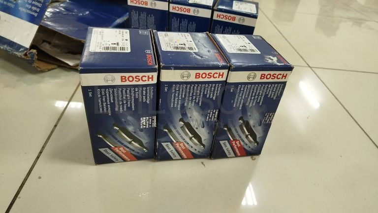 Calços de Travão Bosch - BP1054 e Disco de Travão Bosch