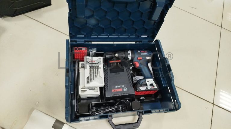 Parafusadeira, Berbequim, Rebarbadora e Martelo Pneumático