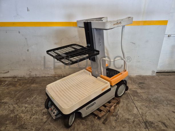 Plataforma Elevatória Crown · Ano 2010