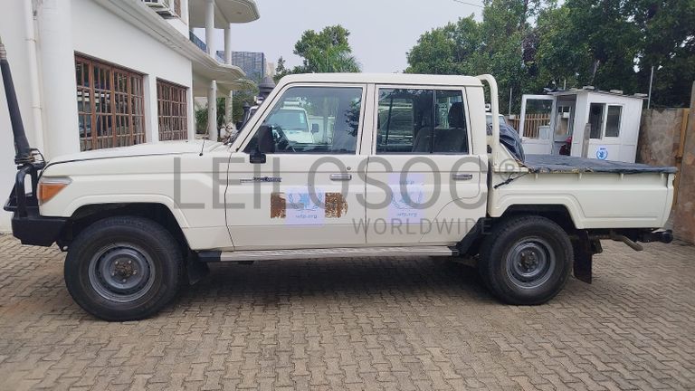 Toyota Land Cruiser 79-3,20m