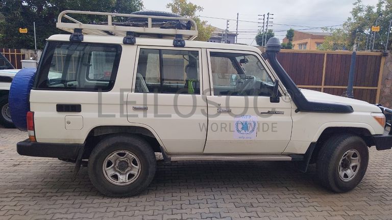 Toyota Land Cruiser 3.20m