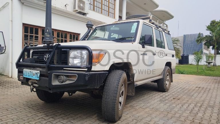 Toyota Land Cruiser 3.20m