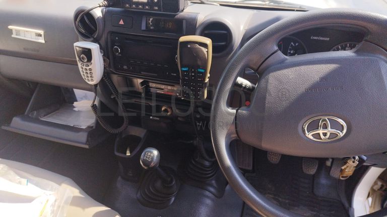 Toyota Land Cruiser LC76HZJ76R - 2,70m