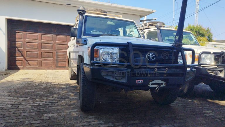 Toyota Land Cruiser LC76HZJ76R - 2,70m