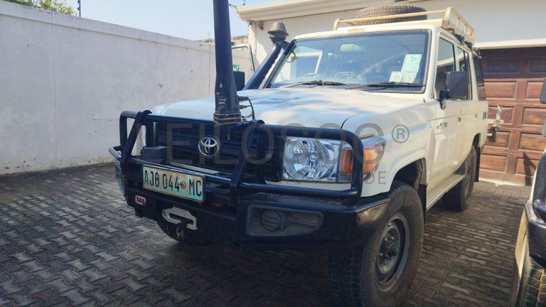 Toyota Land Cruiser LC76HZJ76R - 2,70m