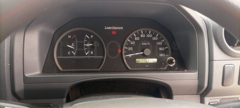 Toyota Land Cruiser - 2018