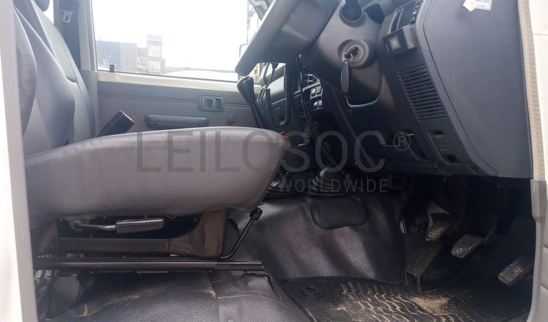 Toyota Land Cruiser - 2018