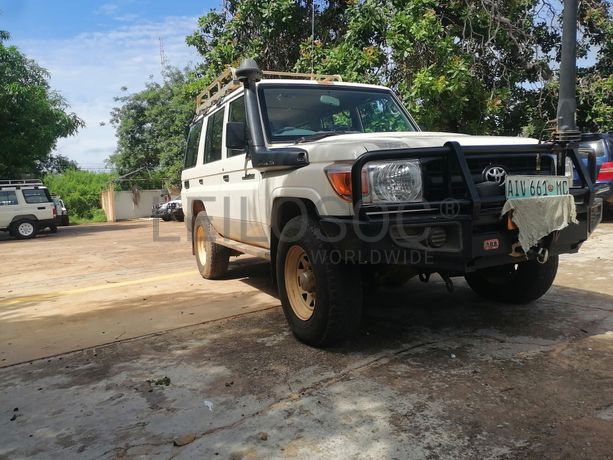 Toyota Land Cruiser - 2019