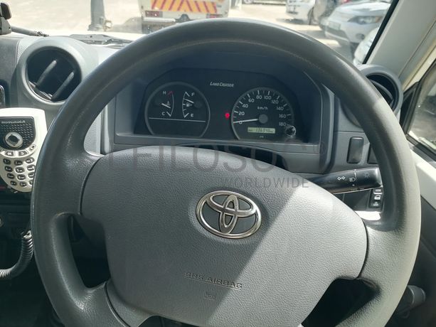 Toyota Land Cruiser - 2019