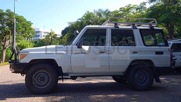 Toyota/Land Cruiser - 2018