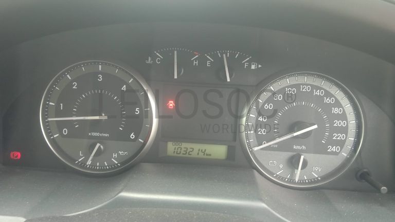 Toyota Land Cruiser - 2015