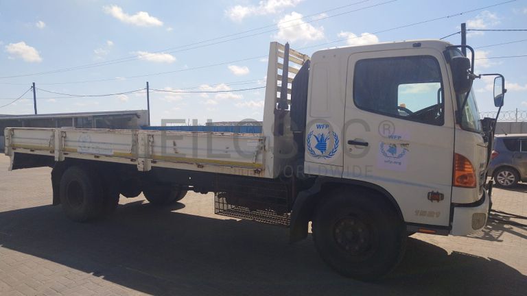 Camião Hino 500