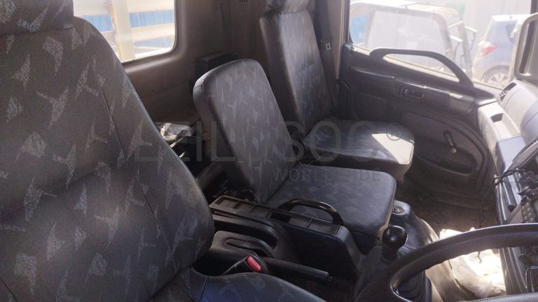 Camião Hino 500