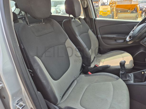 Renault Captur · Ano 2016