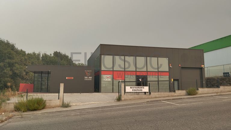 Estabelecimento Comercial com Recheio · Tortosendo, Covilhã