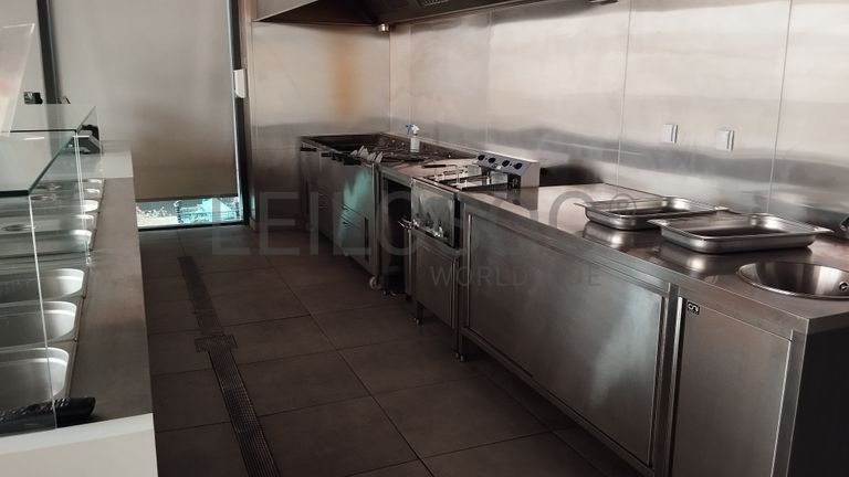 Estabelecimento Comercial com Recheio · Tortosendo, Covilhã