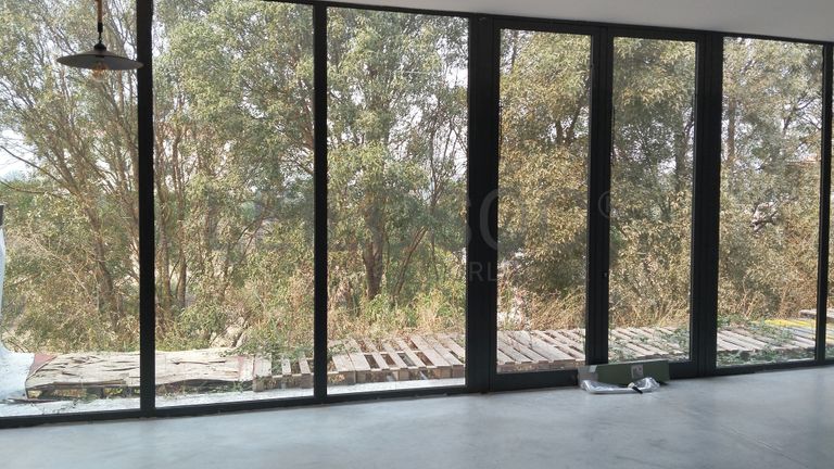 Estabelecimento Comercial com Recheio · Tortosendo, Covilhã