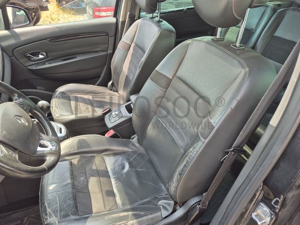 Renault Grand Scénic · Ano 2013