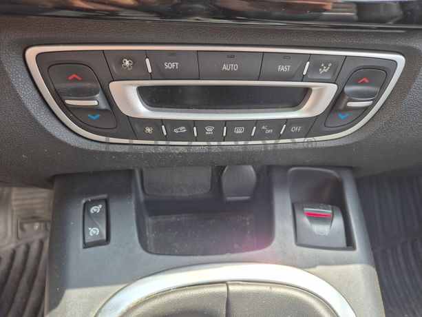 Renault Grand Scénic · Ano 2013