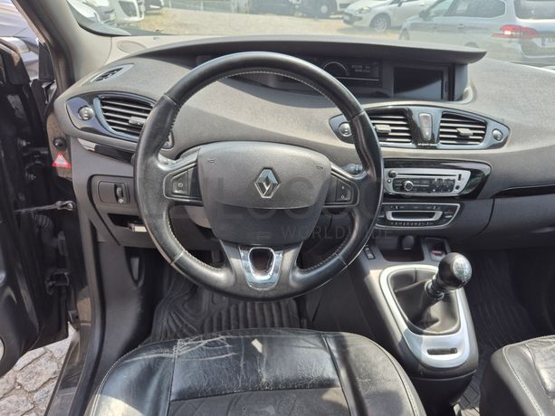 Renault Grand Scénic · Ano 2013