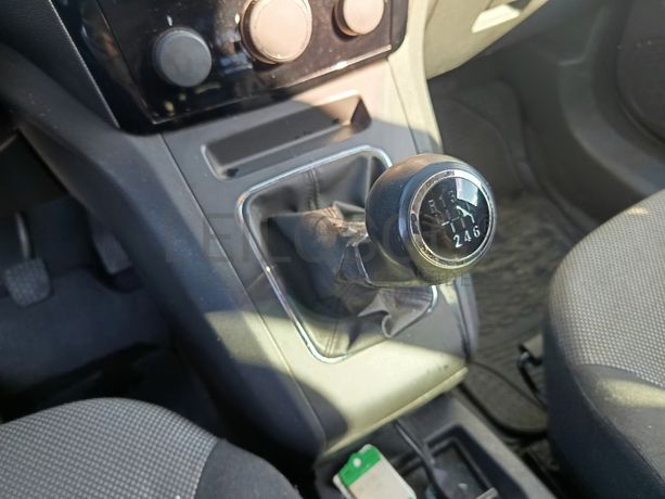 Opel Zafira · Ano 2011