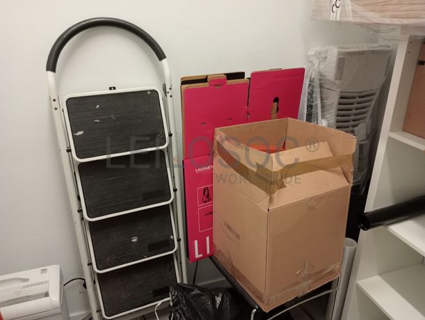 Mobiliário e Decoração · Equipamentos