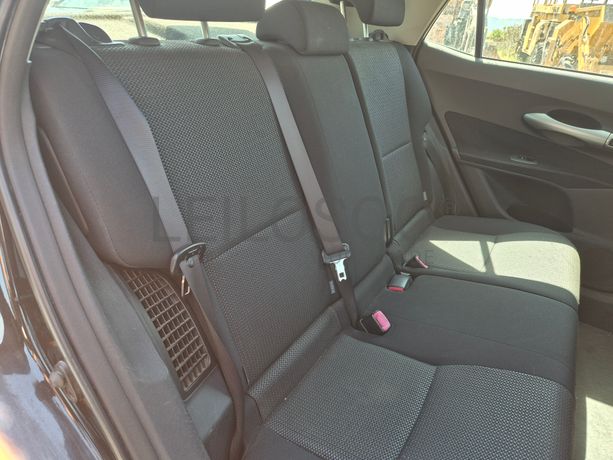 Toyota Auris · Ano 2012