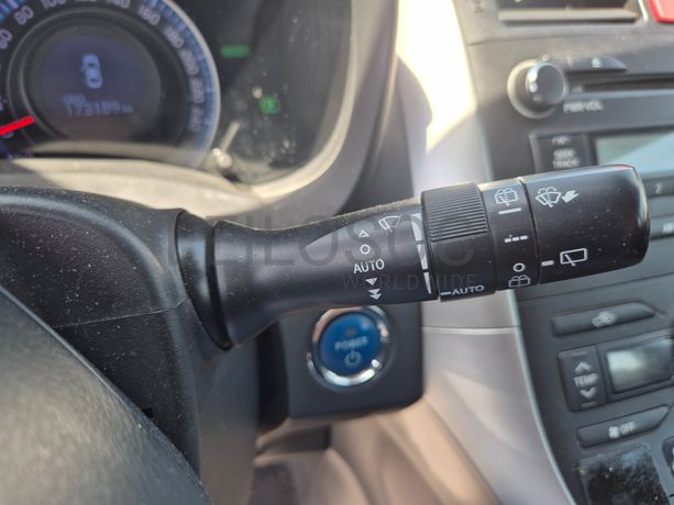 Toyota Auris · Ano 2012