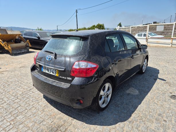 Toyota Auris · Ano 2012