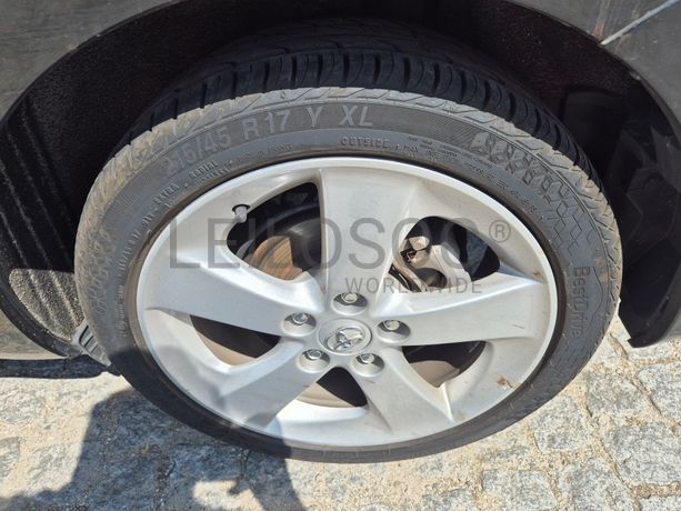 Toyota Auris · Ano 2012
