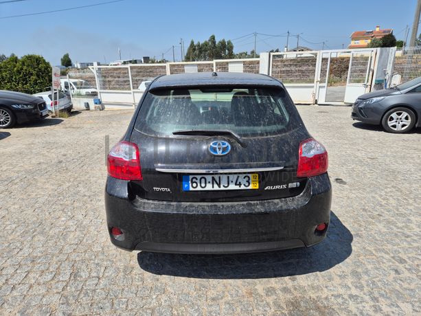 Toyota Auris · Ano 2012