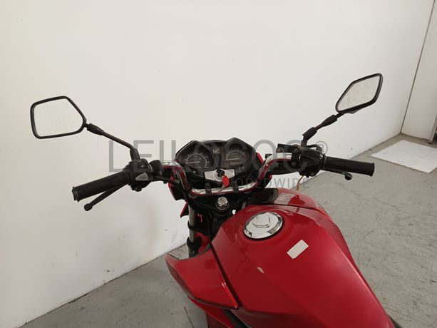 HONDA CB 125 F · Ano 2015