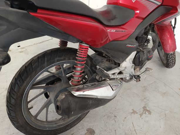 HONDA CB 125 F · Ano 2015