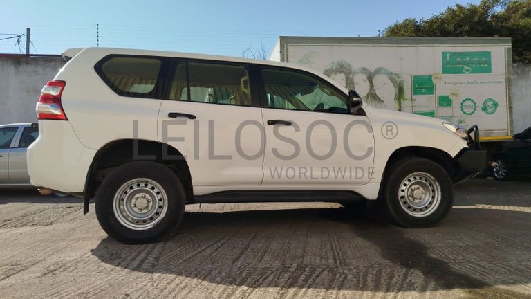 Toyota/Land Cruiser Prado