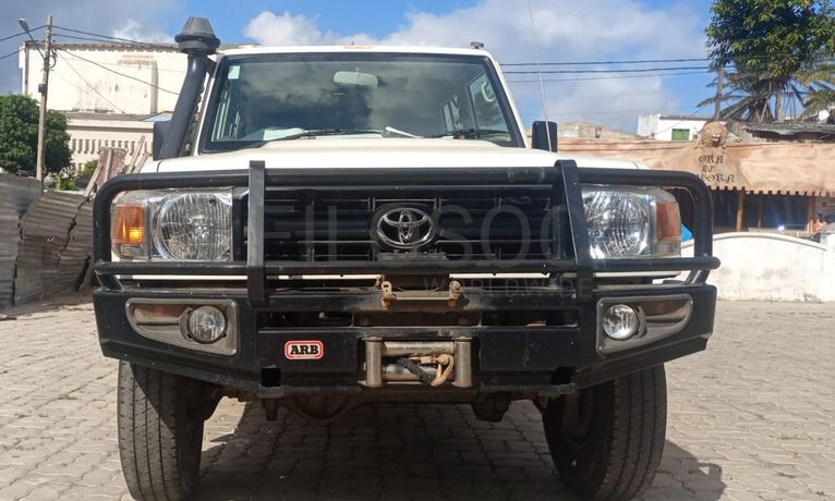 Toyota Landa Cruiser - 2,70m