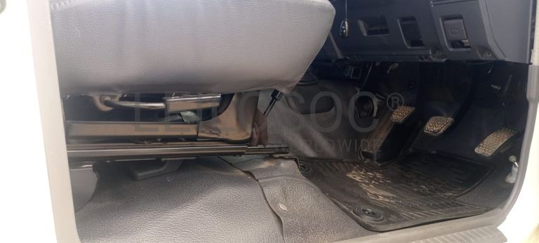 Toyota Landa Cruiser - 2,70m